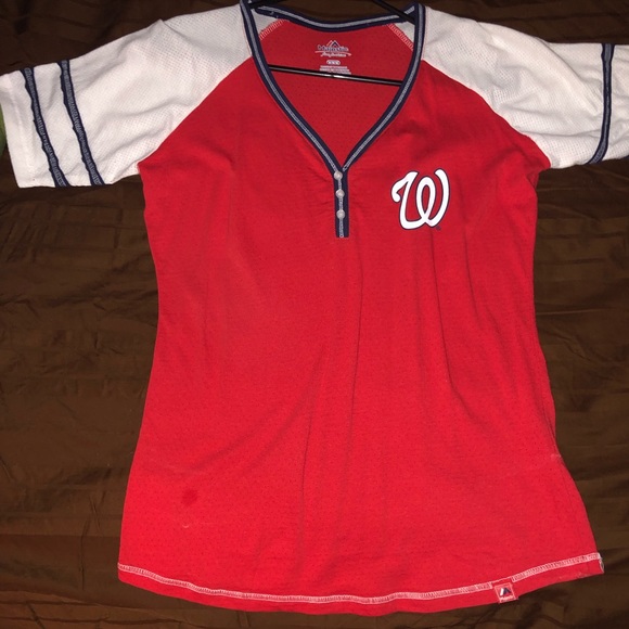 NWOT. Washington Nationals V Neck T-shirt medium. - Picture 2 of 4